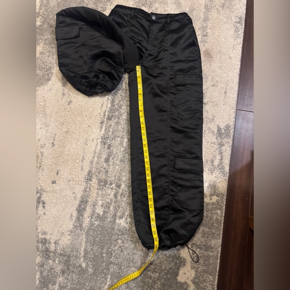 Madden NYC Black Cargo Pants with Drawstring Hem - Picture 7 of 7